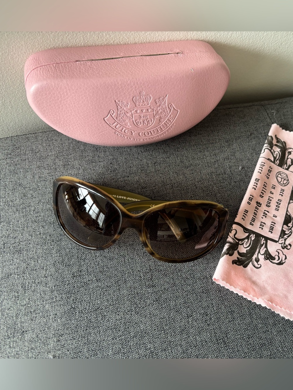 Juicy Couture Olive Brown Sunglasses with Pink Case and Microfiber Cloth